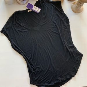 NWT Black V-Neck Loose ShortSleeve Tee/Top